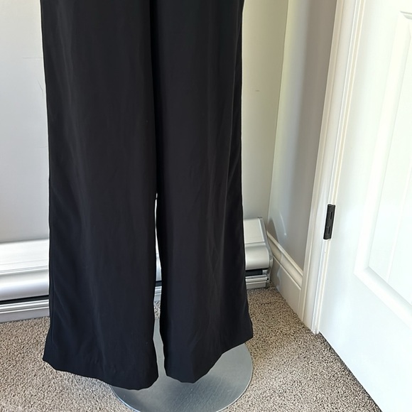 SOLACE LONDON Sterling Jumpsuit Black Criss Cross Back Zip Closure Chic Sz 4 - Picture 6 of 12